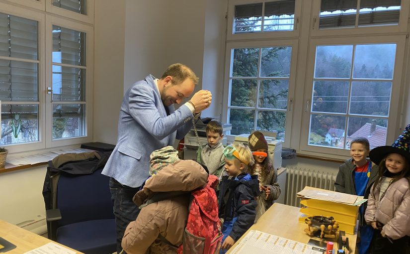 Stürmung der Ortsverwaltung